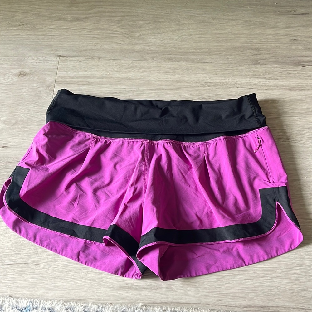 Foldable waist lululemon shorts